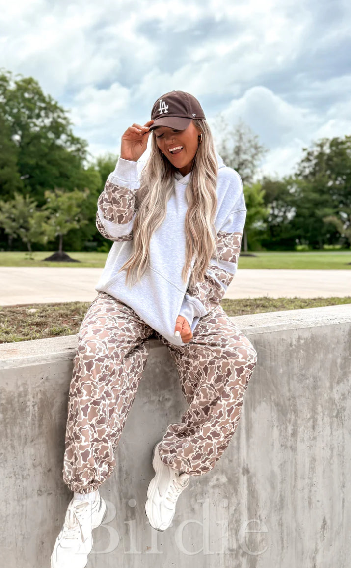 PREORDER 2ND CUT Birdie Duck Camo Cloud Joggers