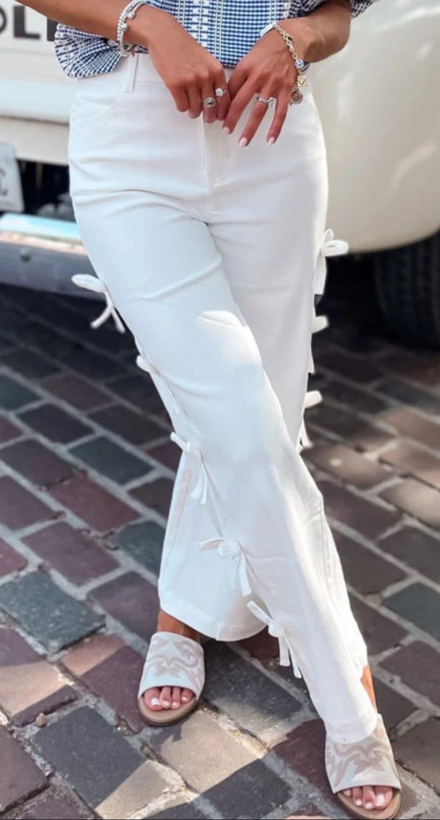 Bow knot side detail straight leg loose jeans