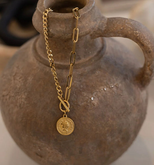Lila Necklace